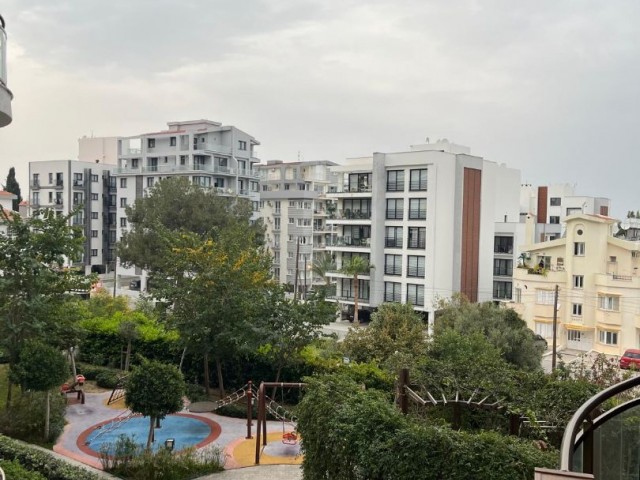 2+1 Daily Rental Flat in Zeytinlik