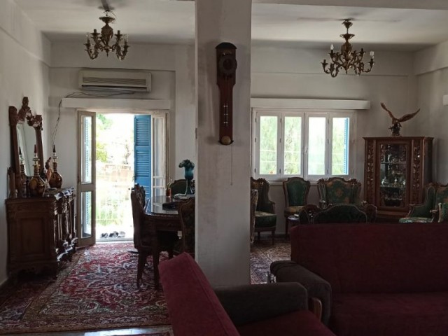 An Unmissable Opportunity 3+1 Flat for Sale in Alayköy