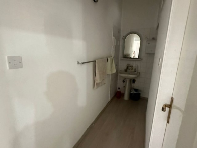 3+1 Office for Rent in Göçmenköy