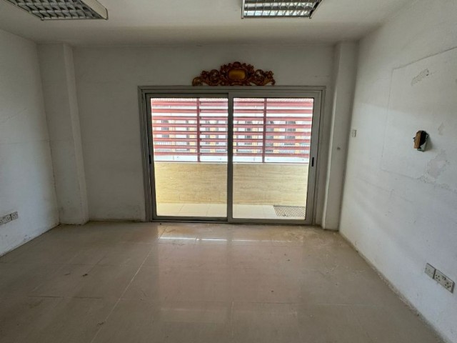 3 Floor Workplace for Rent in the Walled City