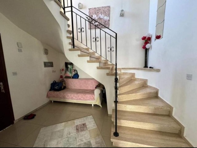 3+1 Semi-Detached Villa for Sale in Küçük Kaymaklı