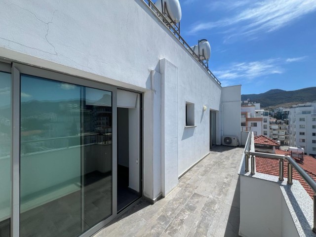 2+1 Penthouse for Rent in Kyrenia Center