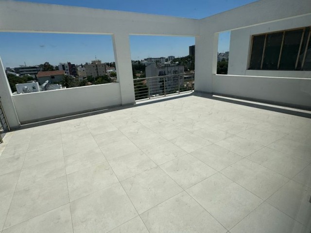 Penthouse To Rent in Kumsal, Nicosia