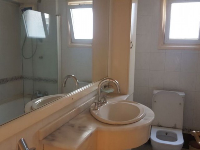 Flat To Rent in Kumsal, Nicosia