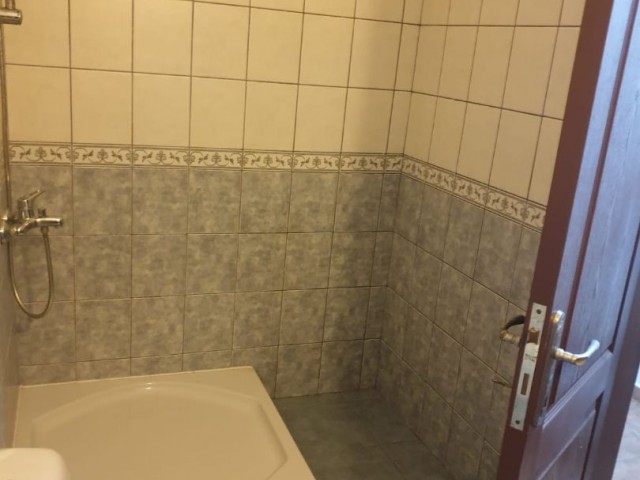 Flat To Rent in Küçük Kaymaklı, Nicosia