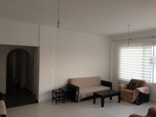 3+1 Flat For Rent In Famagusta Gülseren