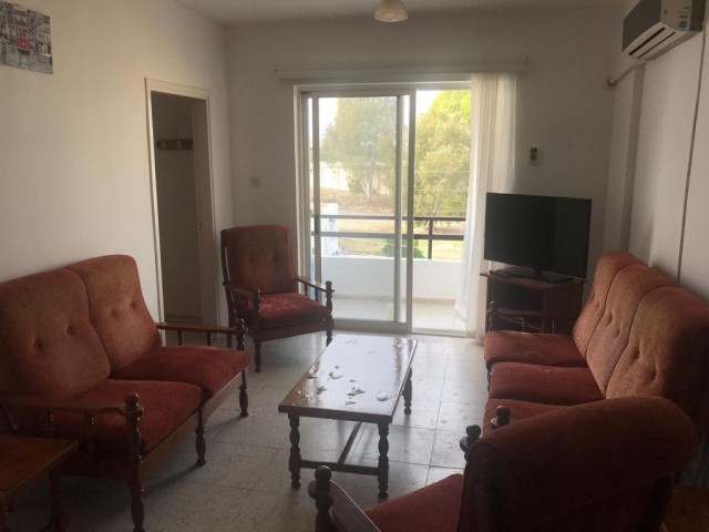 Mağusa'da Daü'ye Yürüyüş Mesafesinde Kiralık 3+1 Eşyalı Daire