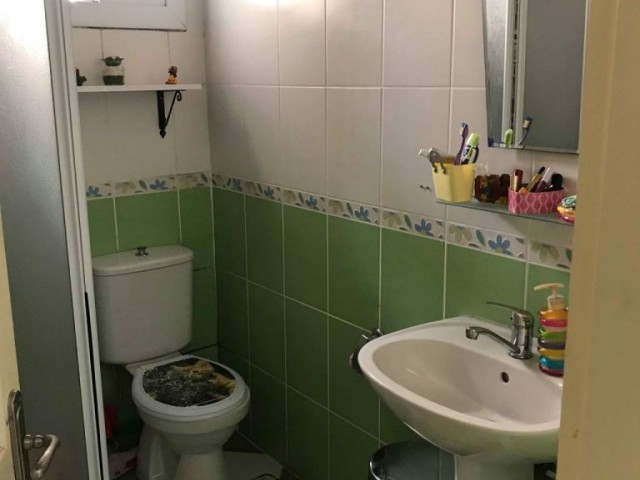 İSKELE MERKEZDE NOYANLAR APARTMANLARINDA SATILIK 2+1 DAİRE