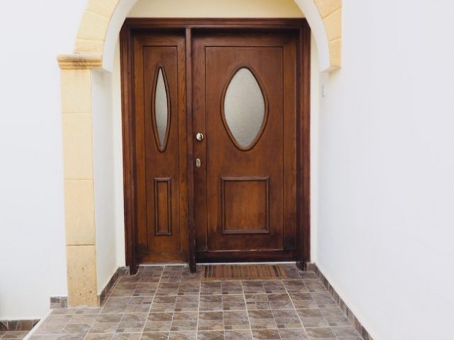 3+1 DETACHED HOUSE FOR SALE IN FRONT OF SALAMIS HOTEL