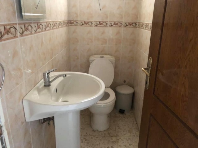 LEFKOŞA DUMLUPINAR DA 3+1 FULL EŞYALI DAİRE