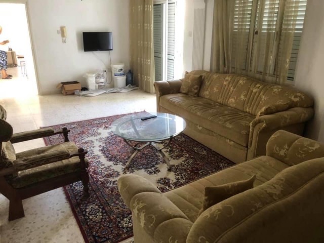 LEFKOŞA DUMLUPINAR DA 3+1 FULL EŞYALI DAİRE