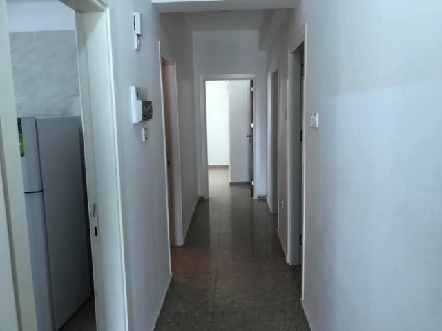 LEFKOŞA DUMLUPINAR DA 3+1 FULL EŞYALI DAİRE 