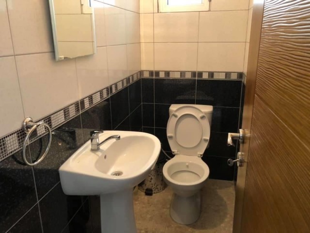 LEFKOŞA DUMLUPINAR DA 3+1 FULL EŞYALI DAİRE 