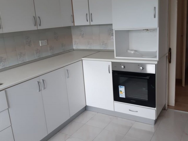 Flat To Rent in Ortaköy, Nicosia