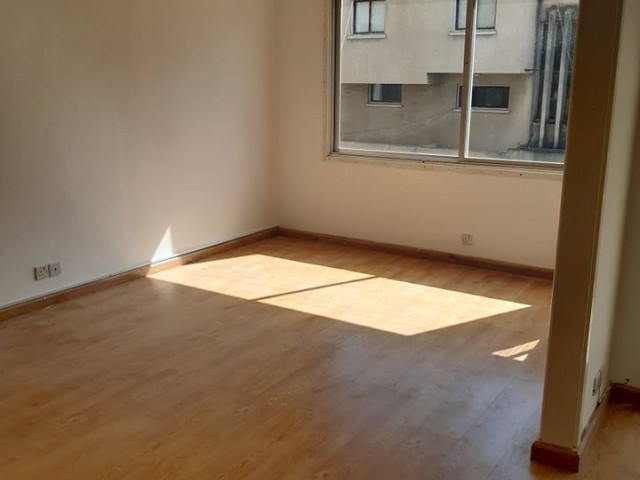 Flat To Rent in Ortaköy, Nicosia