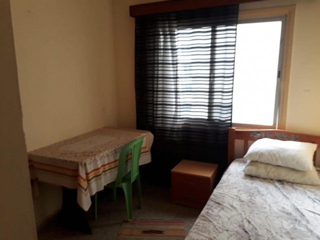 LEFKOŞA KÜÇÜKKAYMAKLI  BÖLGESİNDE 3+1 FULL EŞYALI DAİRE