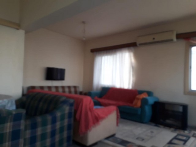 LEFKOŞA KÜÇÜKKAYMAKLI  BÖLGESİNDE 3+1 FULL EŞYALI DAİRE