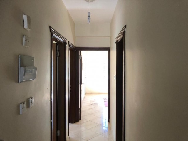 FIRSAT 3+1 GİRNE KARAKUM DA SATILIK DAİRE 