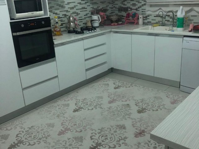 Flat To Rent in Köşklüçiftlik, Nicosia