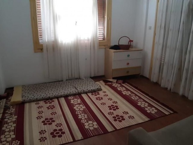 IMMEDIATELY AVAILABLE- 4 +1 FULLY FURNISHED APARTMENT - 4 +1 FURNISHED APARTMENT For Rent In Kyrenia, 2 Minutes From School Services And Grocery Stores ** 