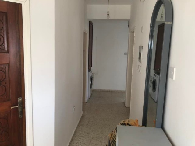 - 4 + 1 KIRALIK Apartment, 7 Minutes Walk From School Services And Markets in the Gönyeli Region, Spacious Apartment With 8 Beds, 2 Toilets, 4 Balconies, Where 8 People Can Easily Stay… ** 