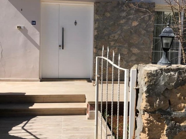 -3 + 1 Fully Furnished LUXURY RENTAL TWIN VILLA - IMMEDIATELY AVAILABLE - 3 + 1 Fully Furnished Apartment for Rent 1 Minute from the Markets of the YENIKENT Region. 2 WC AND BATHROOM - GARDEN - BARBECUE - CAR GARAGE ** 