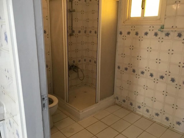  HEMEN MÜSAİT  -Kıbrıs Öğrenciye Kiralık Daireler&Evler... GÖNYELİ Bölgesi 4+1 Full Eşyalı Kiralık DUBLEX EV (300 M'2) 