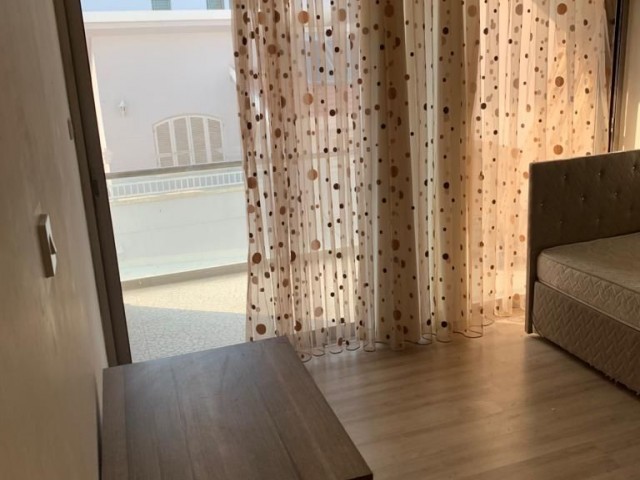 -ORTAKÖY BÖLGESİ 3+1 Full Eşyalı Apartman Dairesi.