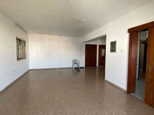 -145m2 3+1 Wohnung zum VERKAUF in Dereboyu District... Gewerbegenehmigung in Dereboyu District 4. Stock 145m2 ZU VERKAUFEN TÜRKISCHE IMMOBILIEN