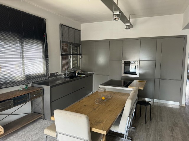 - 3+1 Fully Furnished LUXURY Apartment in KÜÇÜK KAYMAKLI Area… WITH COMMERCIAL PERMIT. IT CAN ALSO BE RENTED COMMERCIALLY ON THE 1ST FLOOR ABOVE THE MAIN ROAD.