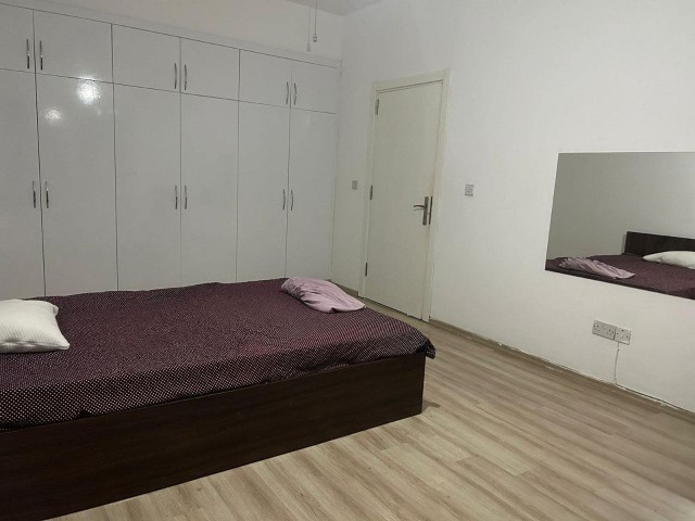 IMMEDIATELY AVAILABLE - 2+1 FURNISHED FLAT in Küçük Kaymaklı Area, 2 Minutes from School Buses and Markets.