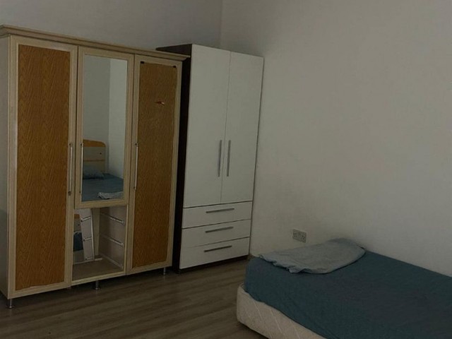 IMMEDIATELY AVAILABLE - 2+1 FURNISHED FLAT in Küçük Kaymaklı Area, 2 Minutes from School Buses and Markets.