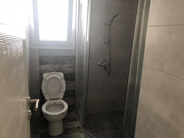  -Kıbrıs Öğrenciye Kiralık Daireler&Evler... -Gönyeli Dürümcü Baba Bölgesinde Okul Servislerine Ve Marketlere 4 Dakika Mesafede Yeni Full Eşyalı KİRALIK Apartman Daireleri