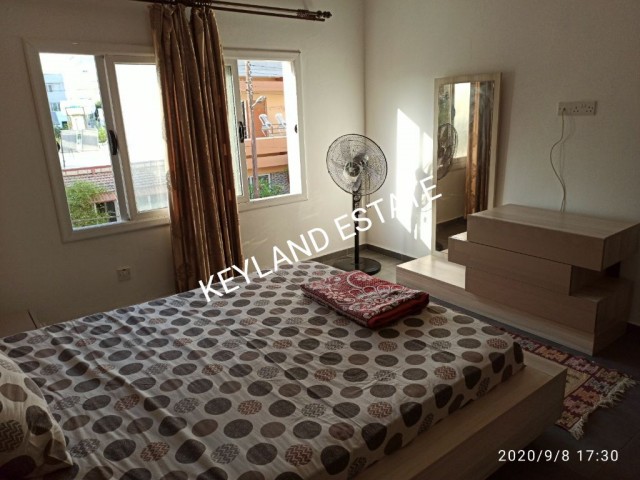 TÜRKISCHE KOKAN 2 SEPARATE WOHNUNGEN ZUM VERKAUF IN FAMAGUSTA BAYKAL.(2+1-1+1-EINZELNE KOLBEN) ① 0533 885 48 48 ** 