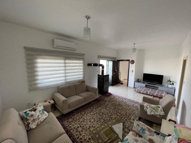 3 BEDROOM PENTHOUSE FOR SALE IN THE CENTER OF FAMAGUSTA 