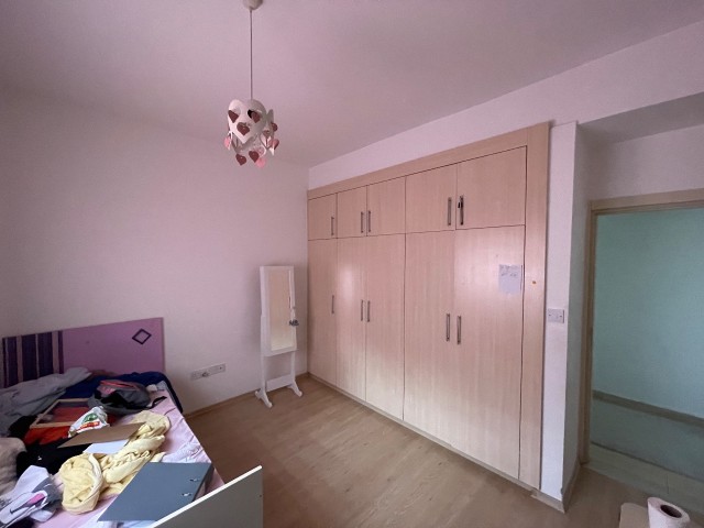 3 SCHLAFZIMMER PENTHOUSE ZU VERKAUFEN IM ZENTRUM VON FAMAGUSTA 