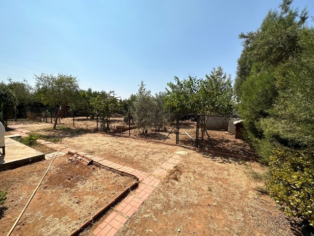 FREISTEHENDES HAUS MIT 4 SCHLAFZIMMERN ZUM VERKAUF IN DER REGION MAGUSA MARAS