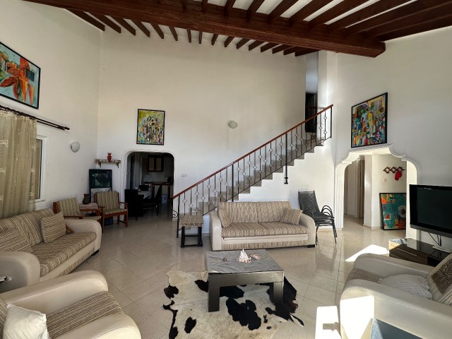 5+1 DETACHED HOUSE FOR SALE IN İSKELE BOGAZ AREA, WALKING DISTANCE TO THE SEA