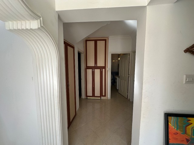 5+1 DETACHED HOUSE FOR SALE IN İSKELE BOGAZ AREA, WALKING DISTANCE TO THE SEA