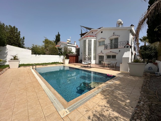 4 BEDROOM DETACHED VILLA WITH POOL FOR SALE IN İSKELE BAHÇALAR REGION