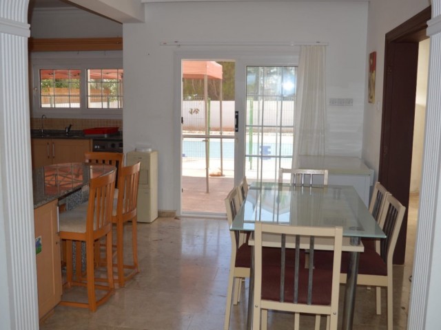 4 BEDROOM DETACHED VILLA WITH POOL FOR SALE IN İSKELE BAHÇALAR REGION