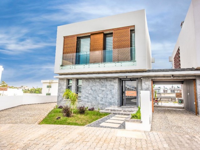 OMAG Yenikent Nuance Villas 3+1 210 m2 ** 