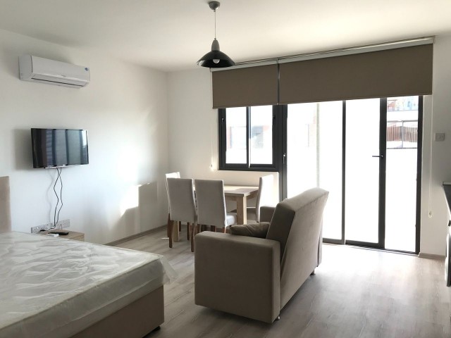 Studio-Wohnung Zum Verkauf Im Zentrum Von Famagusta ** 