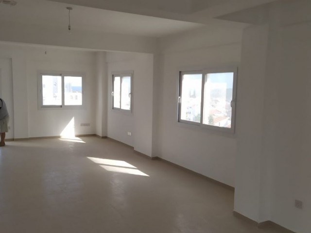 Yenibogazıcı duplex penthouse for sale