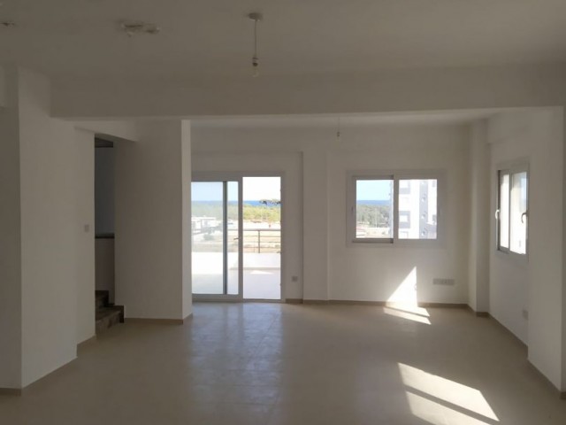 Yenibogazıcı duplex penthouse for sale