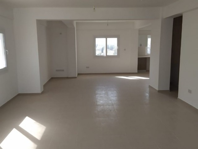 Penthouse Kaufen in Yeni Boğaziçi, Famagusta