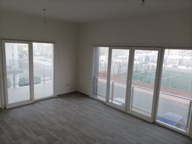 tuzla saklikent sitesi yani yasemin sitesi satilik 3+1 kdv ve trafo odenmis daire