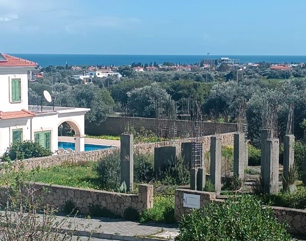 VILLA FOR SALE WITH A LARGE GARDEN IN OZANKÖY, GIRNE