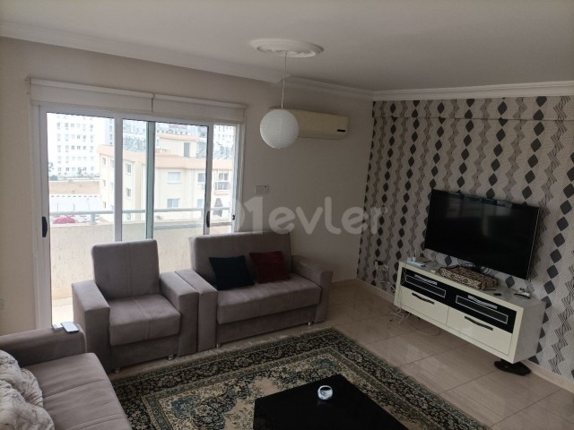 Mağusa'da satılık muhteşem full eşyalı penthouse