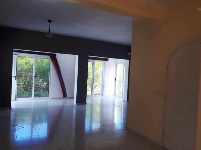 3 BEDROOM DETACHED HOUSE WITH PRIVATE POOL ON A PLOT OF 1000 M2 IN KYRENIA-ÇATALKOYDE SHAH MARKET AREA OF 145 M2. DECOUPLED HOUSE WITH PRIVATE POOL ON A PRIVATE PLOT OF 145 M2 IN KYRENIA-ÇATALKOYDE SHAH MARKET AREA.-FOR DETAILED INFORMATION AND ON-SITE VIEWING -05338334049-8886970. ** 